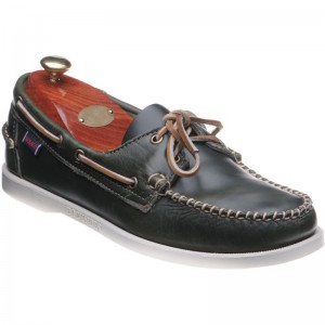Sebago store horween docksides