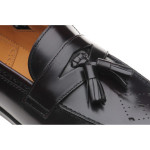 Model 27 tasselled loafers
