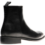Model 70 Chelsea boots