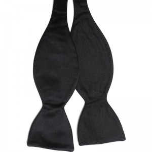 Herring Traditional Bow Tie in Black Plain Silk