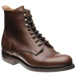 Badminton in Brown Waxy