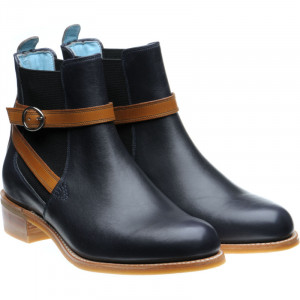Ladies loakes sale shop
