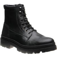 herring hawke in black grain