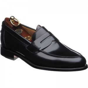 Loake shoes Loake Sale 256 loafers in Black Polished at